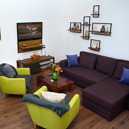 Mirvana Apartments Metheor Executive Suite Timişoara Eksteriør billede