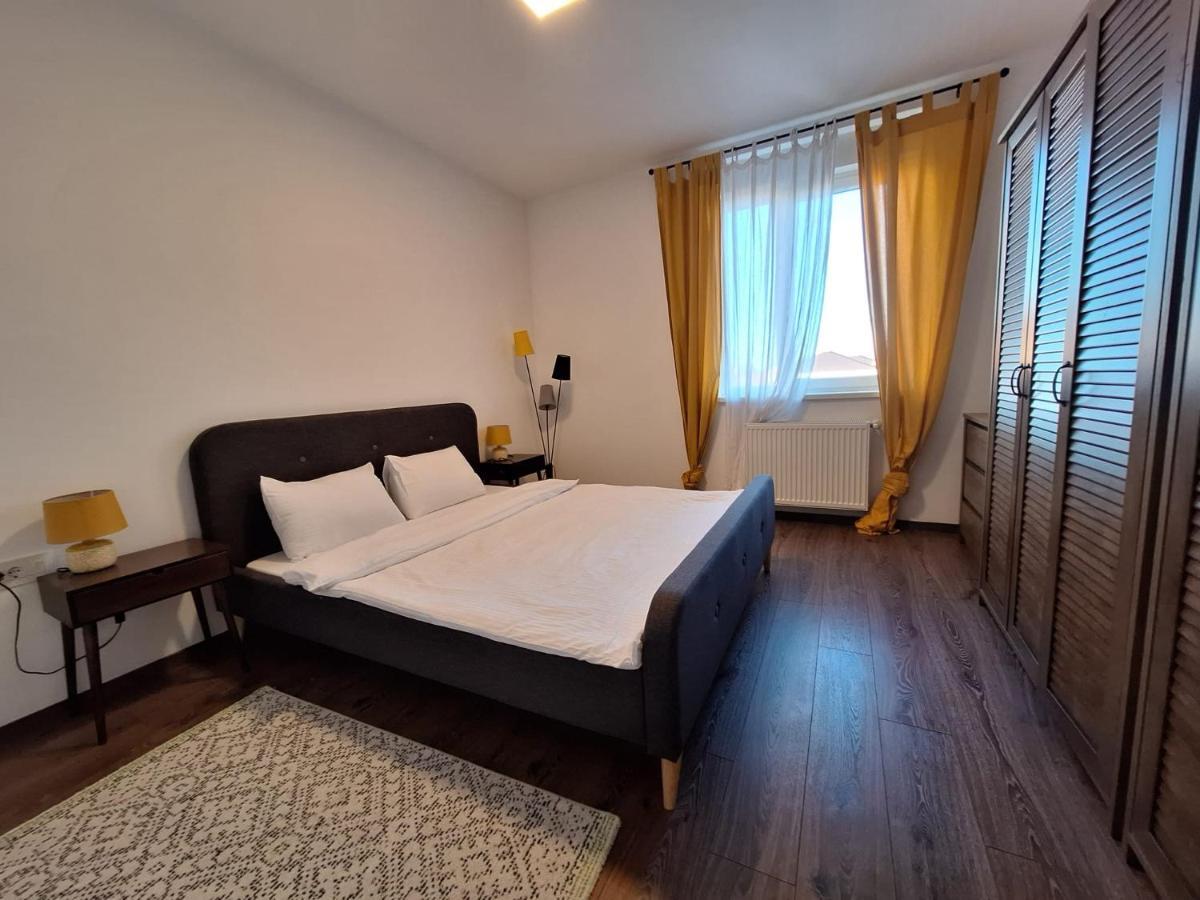 Mirvana Apartments Metheor Executive Suite Timişoara Eksteriør billede