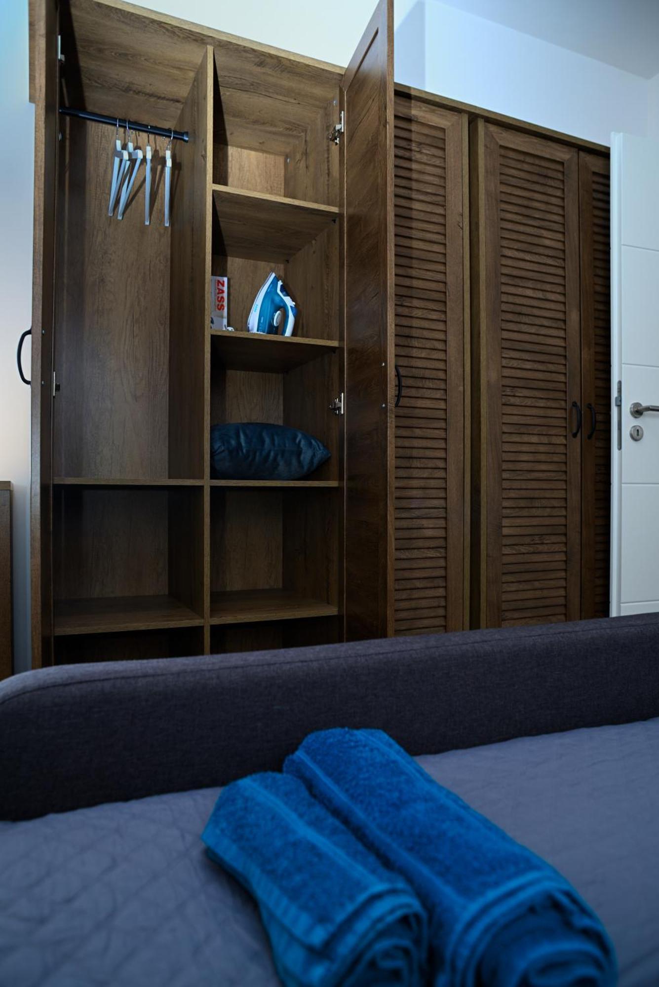 Mirvana Apartments Metheor Executive Suite Timişoara Eksteriør billede
