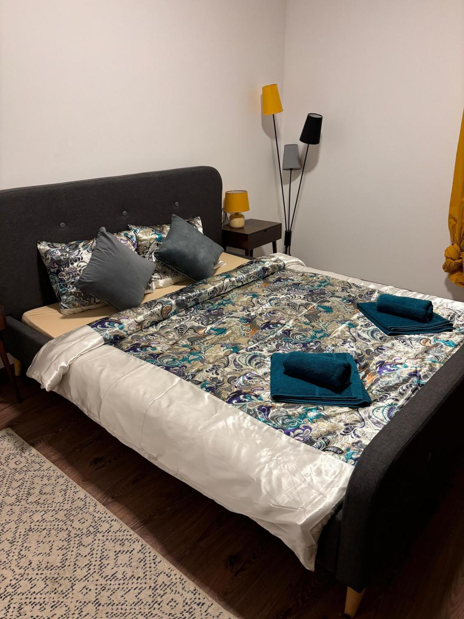 Mirvana Apartments Metheor Executive Suite Timişoara Eksteriør billede